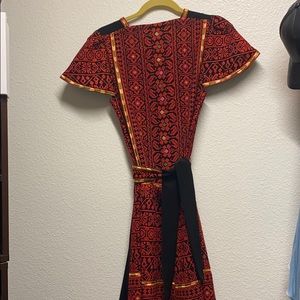 Palestinian dress